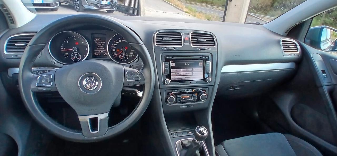 Volkswagen Golf 1.6 6° TDI DPF 5p. Highline - 2012