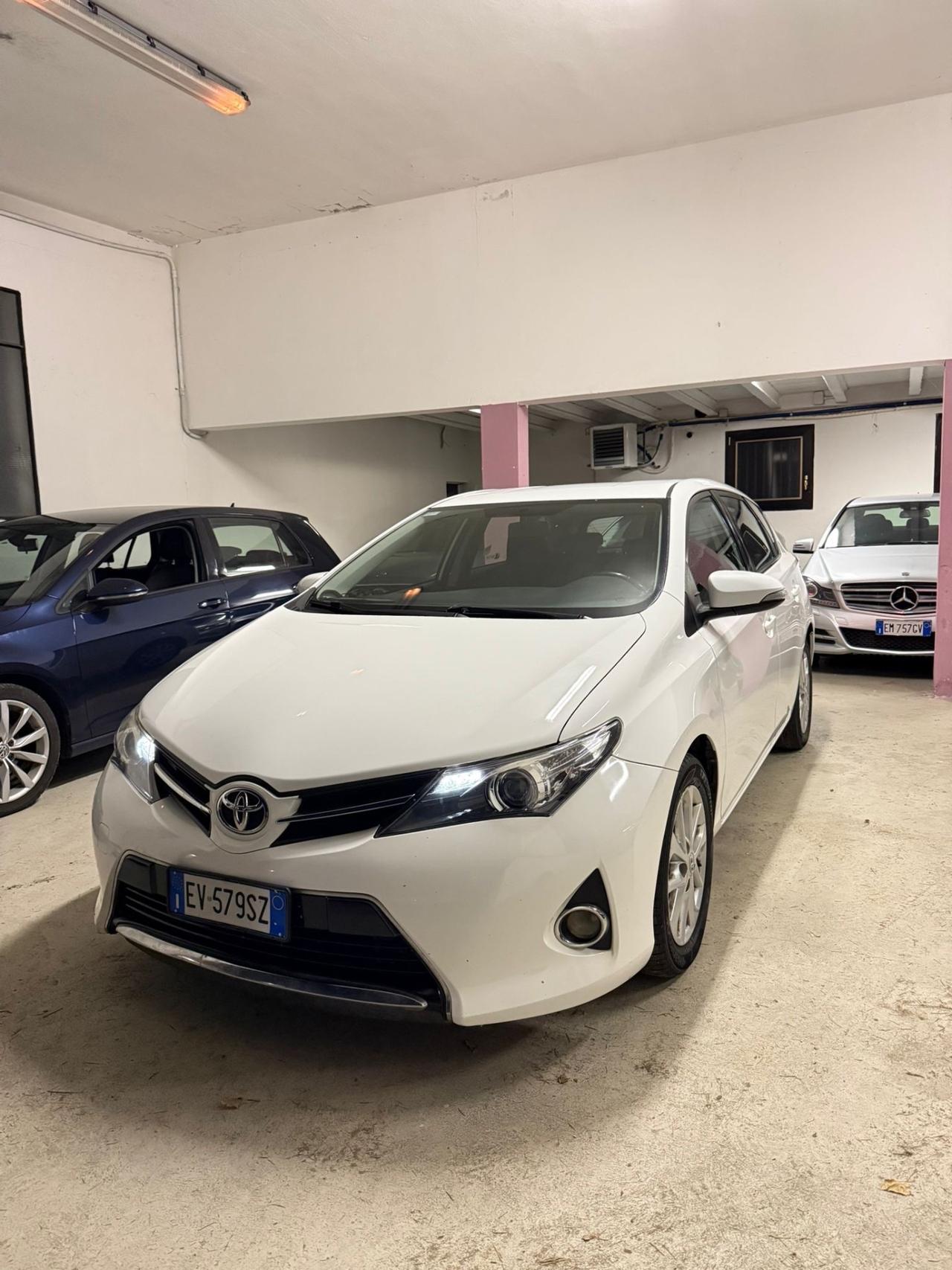 Toyota Auris 1.4 D-4D