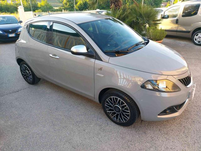 LANCIA Ypsilon 1.2 69 CV 5 porte GPL Alberta Ferretti