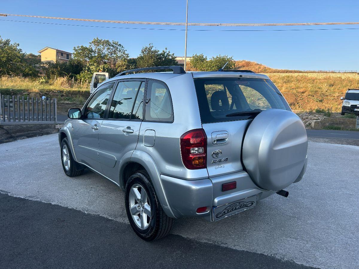 TOYOTA - RAV4 - 2.0 Tdi D-4D 116cv 5 porte Sol