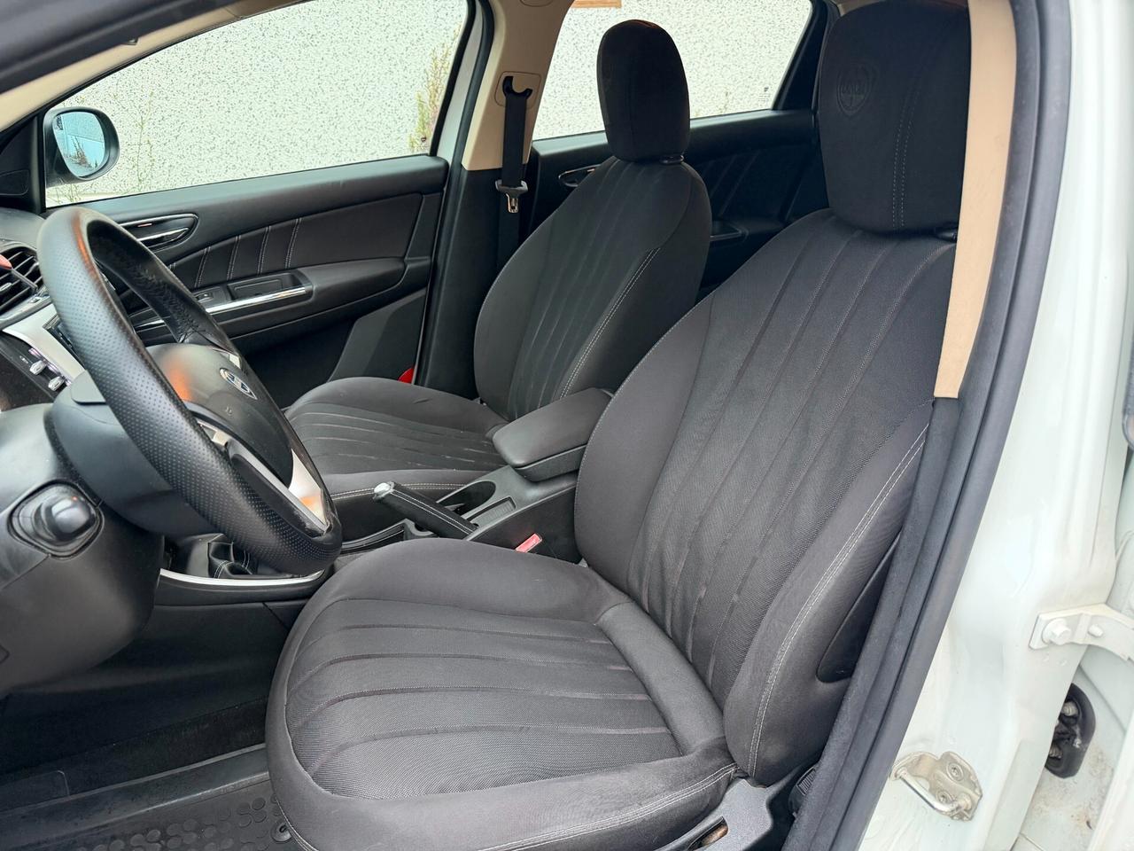 Lancia Delta 1.6 MJT DPF Platino OK NEOPATENTATI