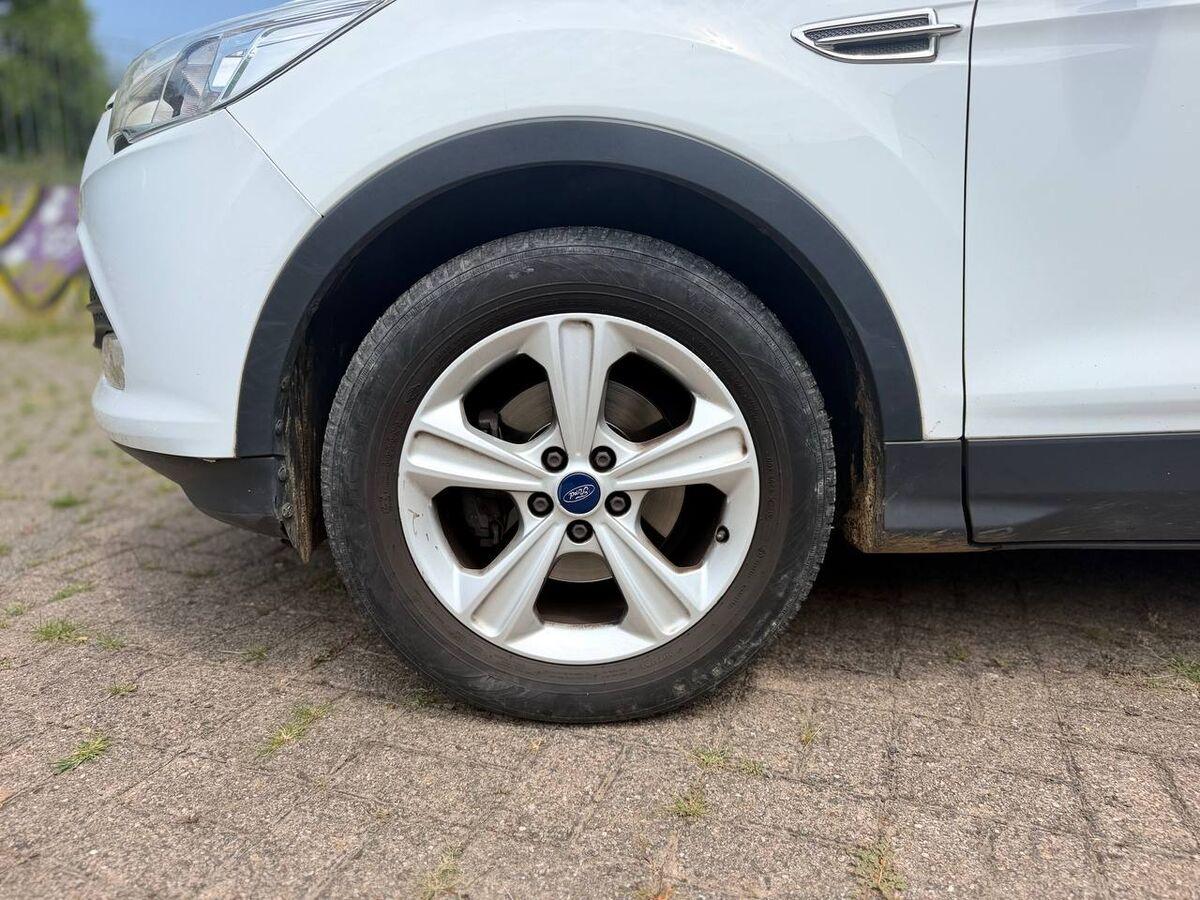 Ford Kuga 1.6 ecoboost Plus s&s 2wd 150cv
