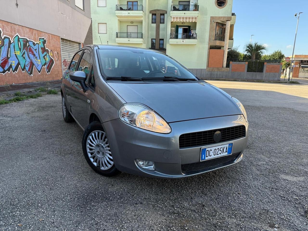Fiat Grande Punto 1.3 MJT 90 CV 5 porte Dynamic IN OTTIME CONDIZIONI