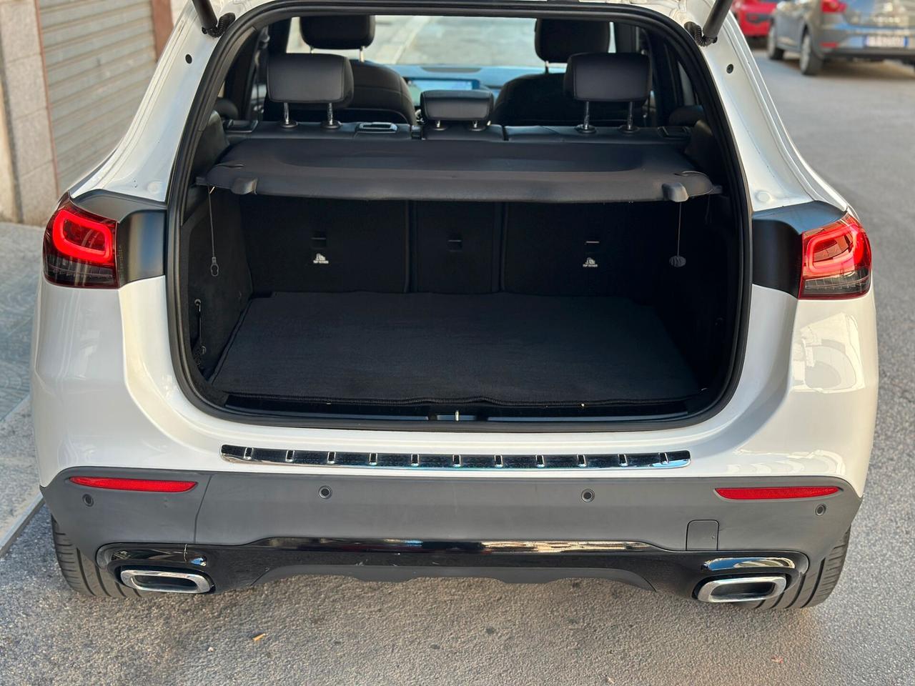 Mercedes GLA 220 4Matic Autom. Premium TETTO