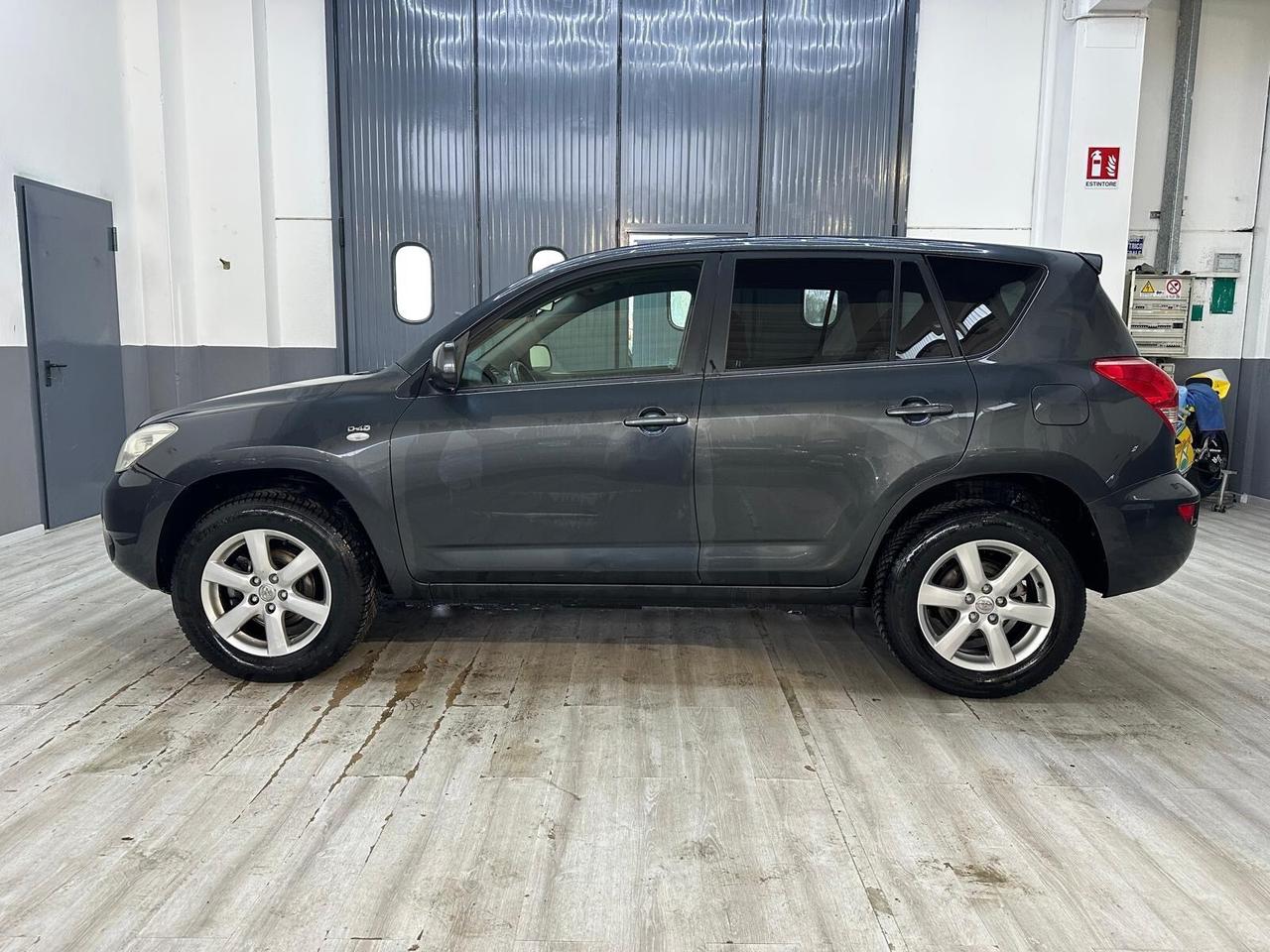 Toyota RAV 4 RAV4 2.2 D-4D 136 CV Luxury