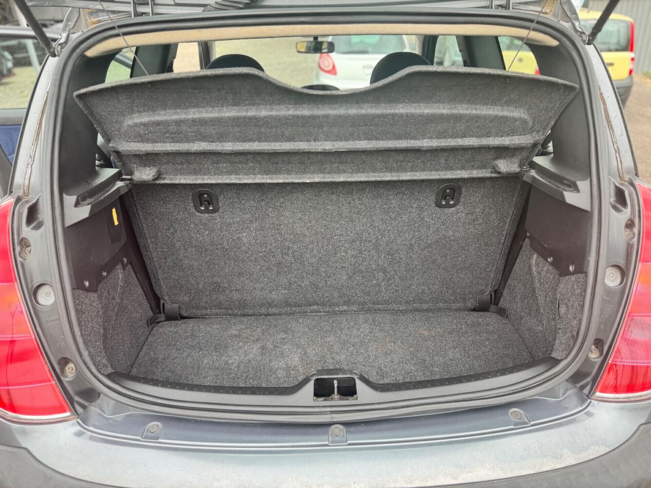 Lancia Ypsilon 1.2 16V Argento