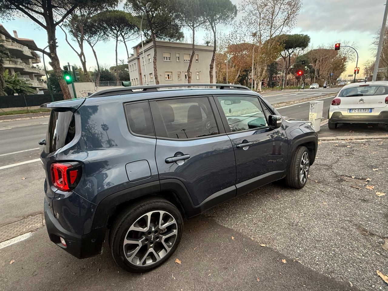 Jeep Renegade 1.3 T4 240CV PHEV 4xe AT6 S