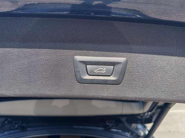 BMW X1 sdrive16d Business my18 (((94000 km)))