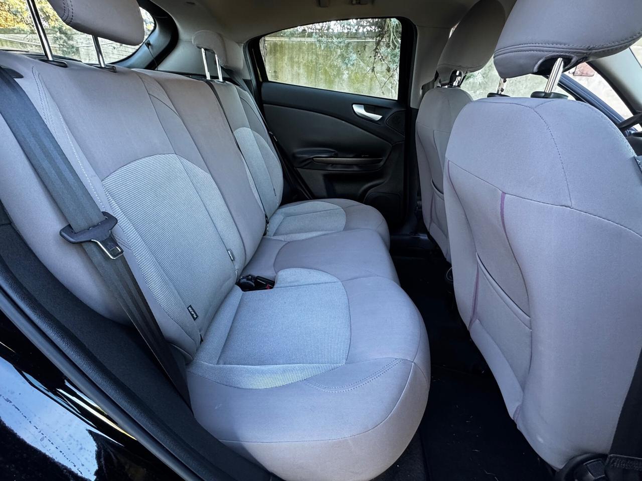 Alfa Romeo Giulietta 1.6 JTDm-2 105 CV Distinctive