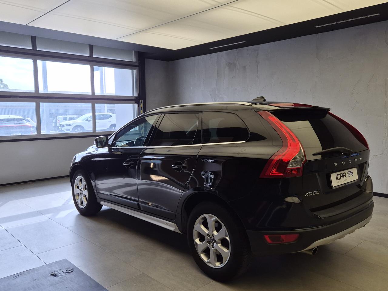 VOLVO XC60 2.4 d5 Summum awd 205cv