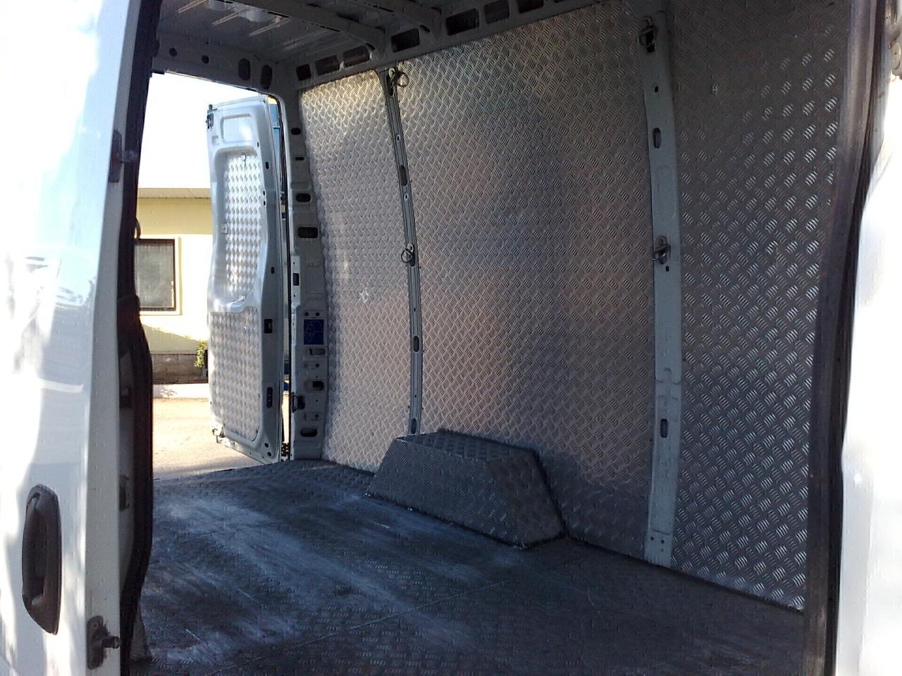 Iveco Daily 35s15 2.3hpt Furgone - 2015