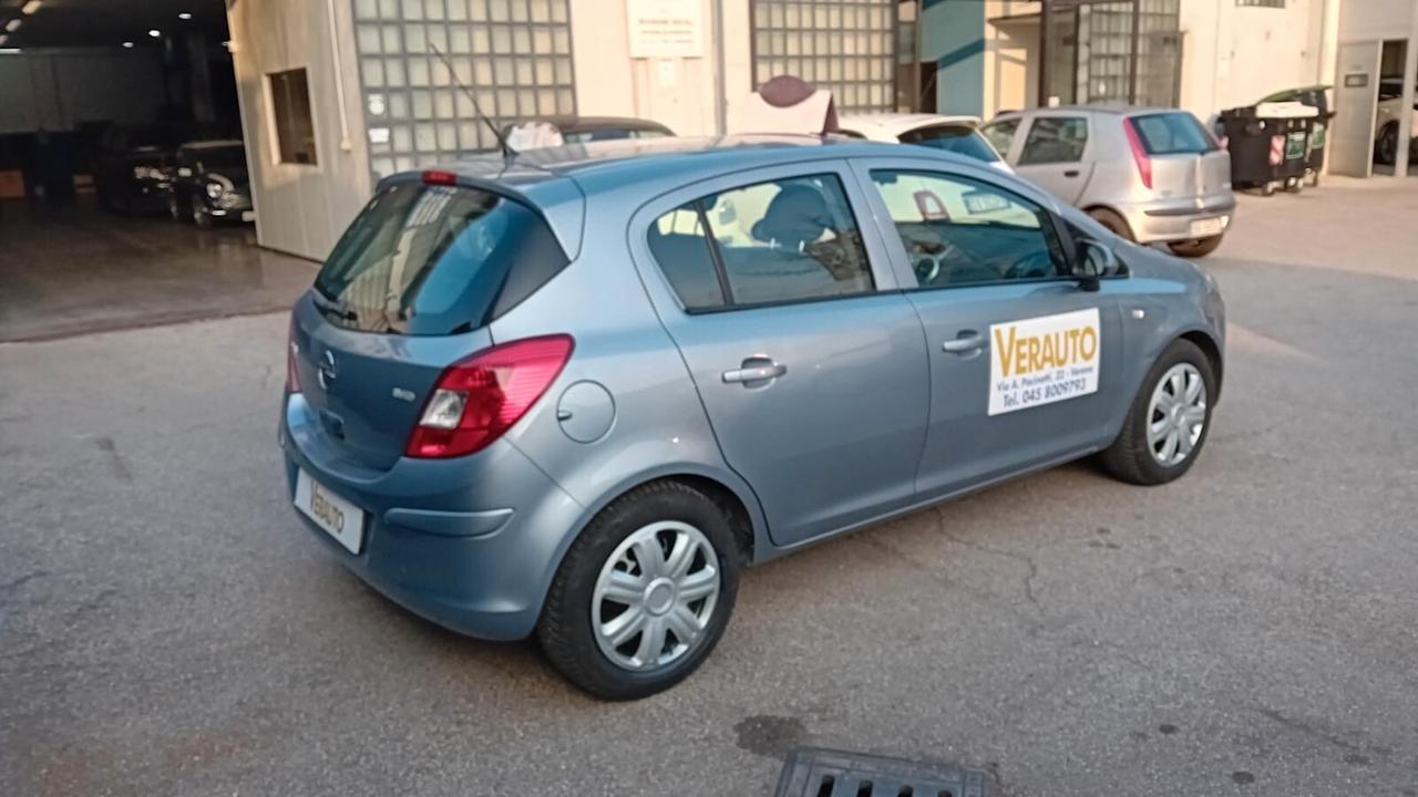 Opel Corsa 1.2 80CV 5 porte GPL-TECH Club