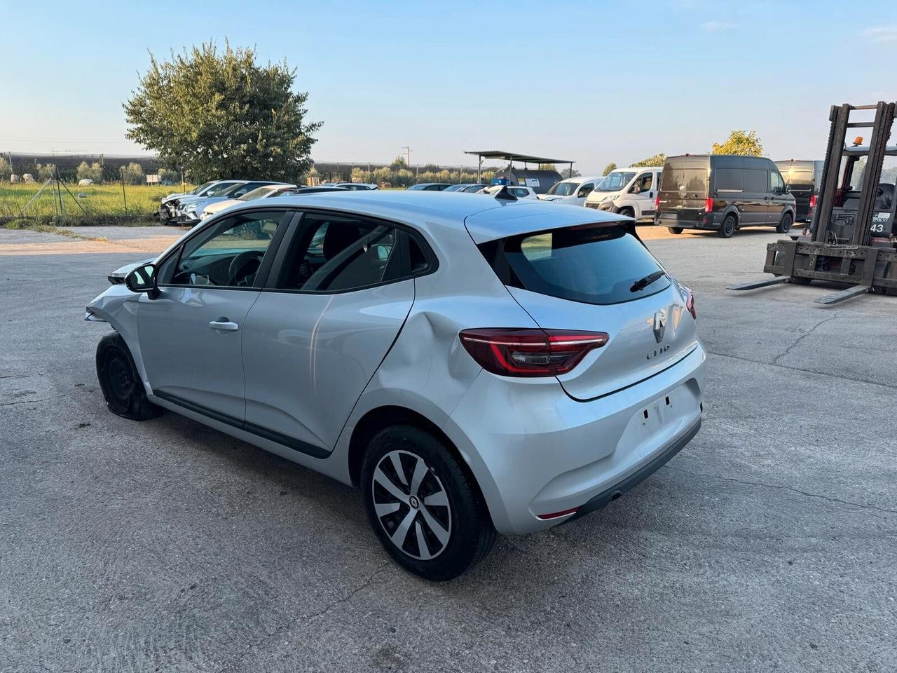 Renault Clio 1.0 sce Intens 65cv my21 - INCIDENTATA