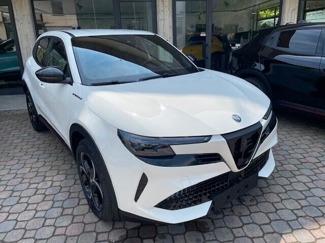 Alfa Romeo Altro ALFA JUINIOR 1.2 HYBRID E-DCT6 MHEV 136 CV MOD.SPECIALE AUTOMATICA!!