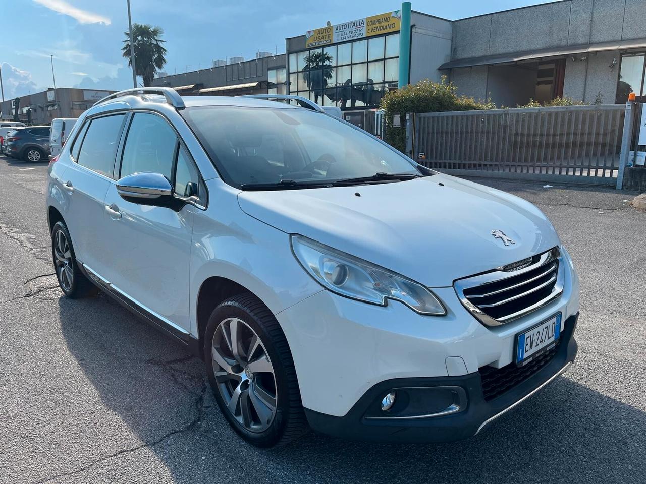 Peugeot 2008 1.6 e-HDi 92 CV **GANCIO TRAINO**