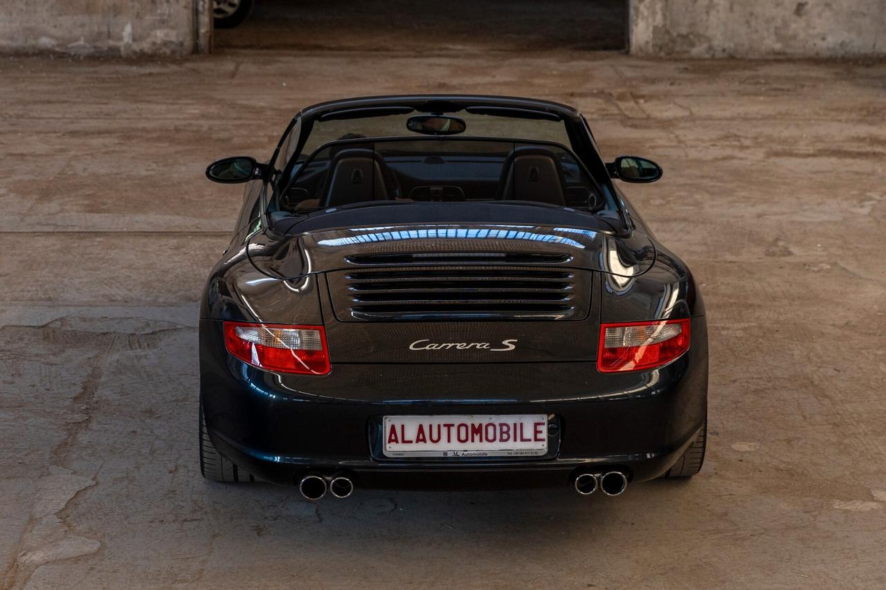 Porsche 911 Carrera S Cabriolet