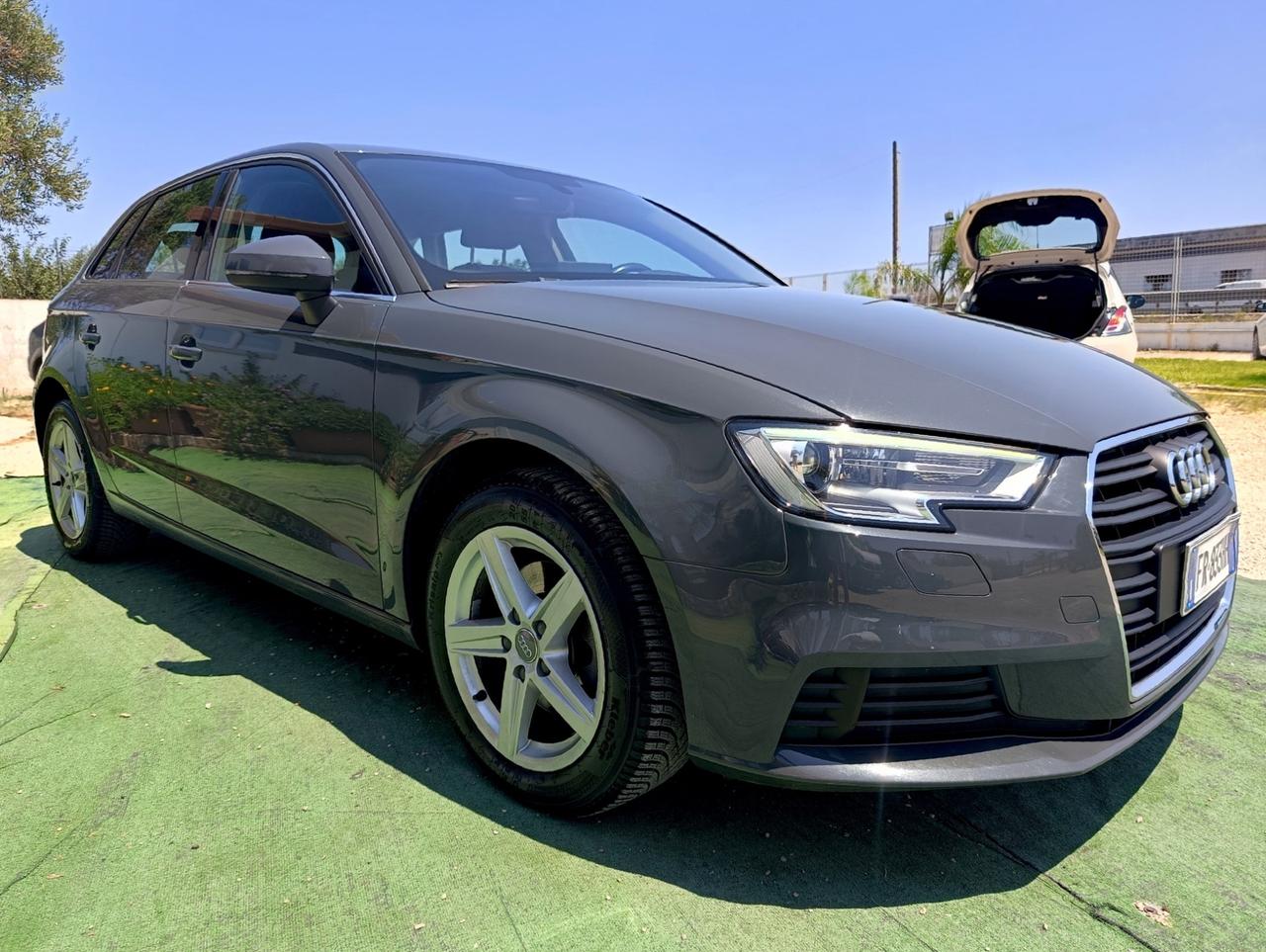 Audi A3 1.6 TDI 116 CV S tronic Sport - 2018