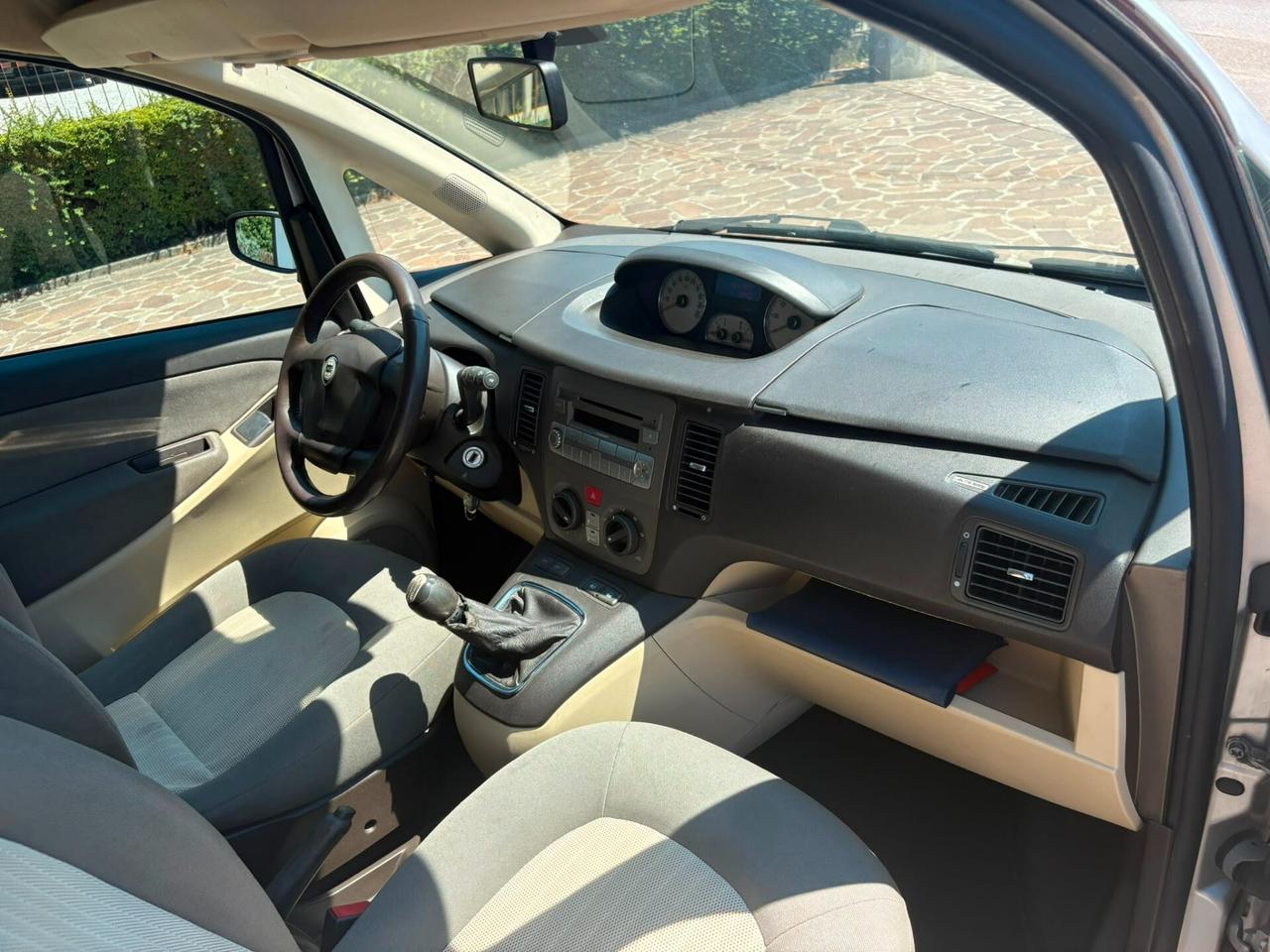 Lancia MUSA 1.3 Multijet 16V Argento