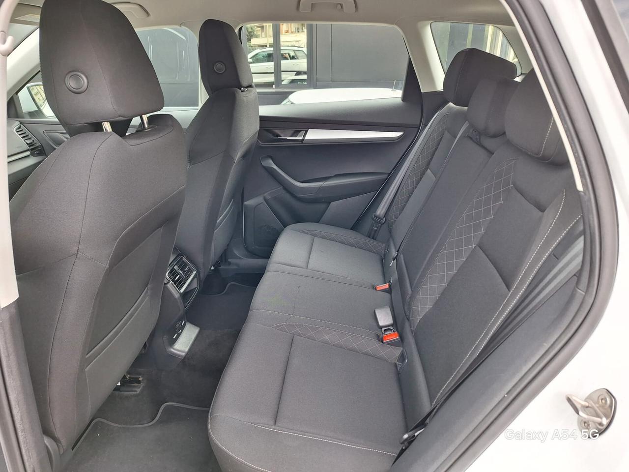 Skoda Karoq 1.6 TDI DSG Style IVA ESPOSTA X NEOPATENTATI