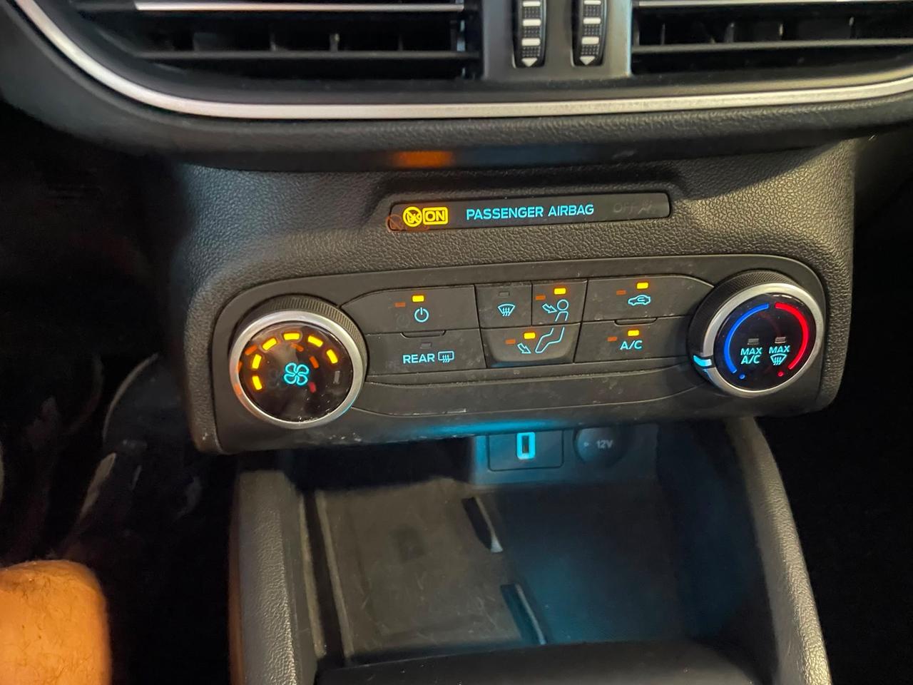 Ford 1.0 HYBRID 92kw 2020 66.000KM
