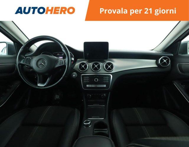 MERCEDES-BENZ GLA 200 d Automatic Sport