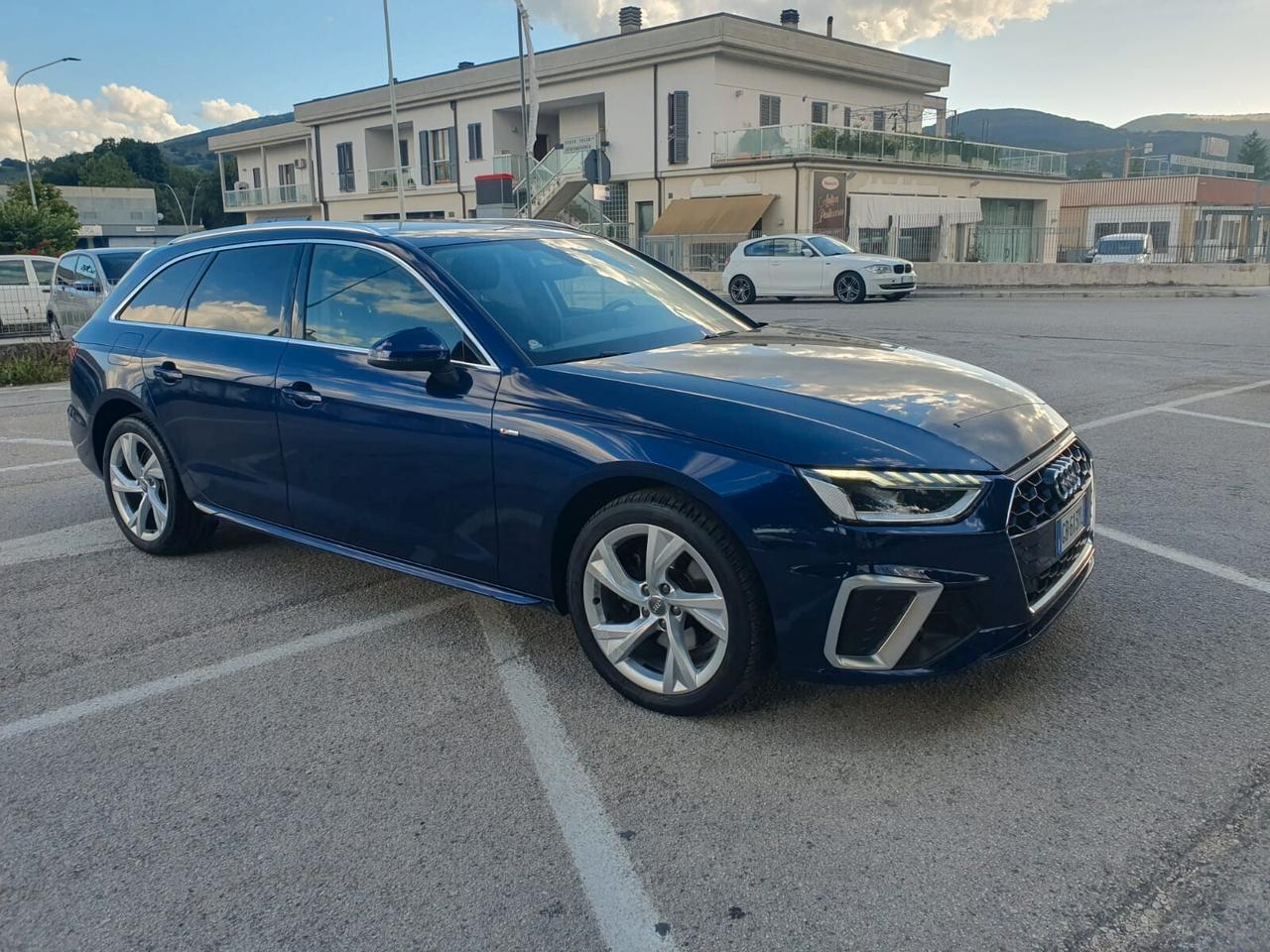 Audi A4 Avant 40 g-tron METANO /OK PERMUTE /FINANZIABILE