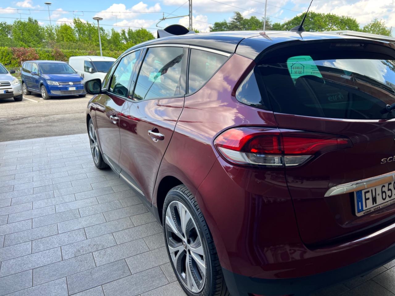 Renault Scenic Scénic Blue dCi 120 CV EDC Initiale Paris