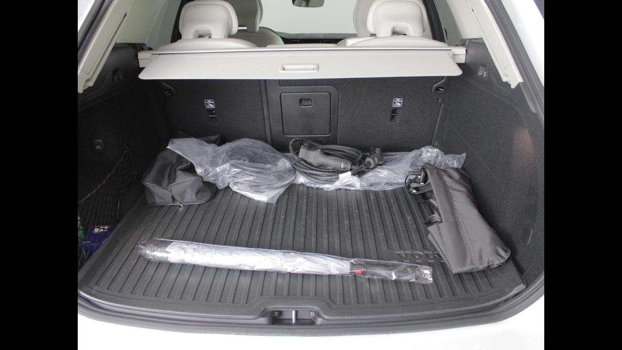 VOLVO N.XC60 Ultra Dark T6 AWD AUT