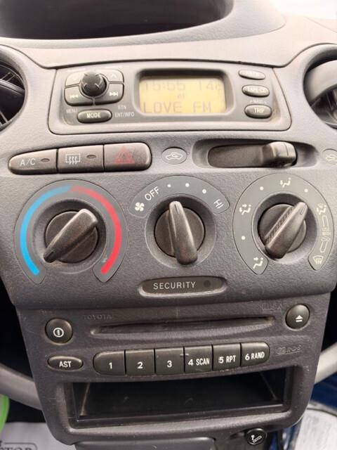 Toyota Yaris 1.0 ok neopatentati