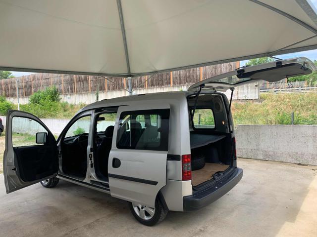 OPEL Combo 1.6 OK NEOP POCHI CHILOMETRI METANO FINO AL 2027