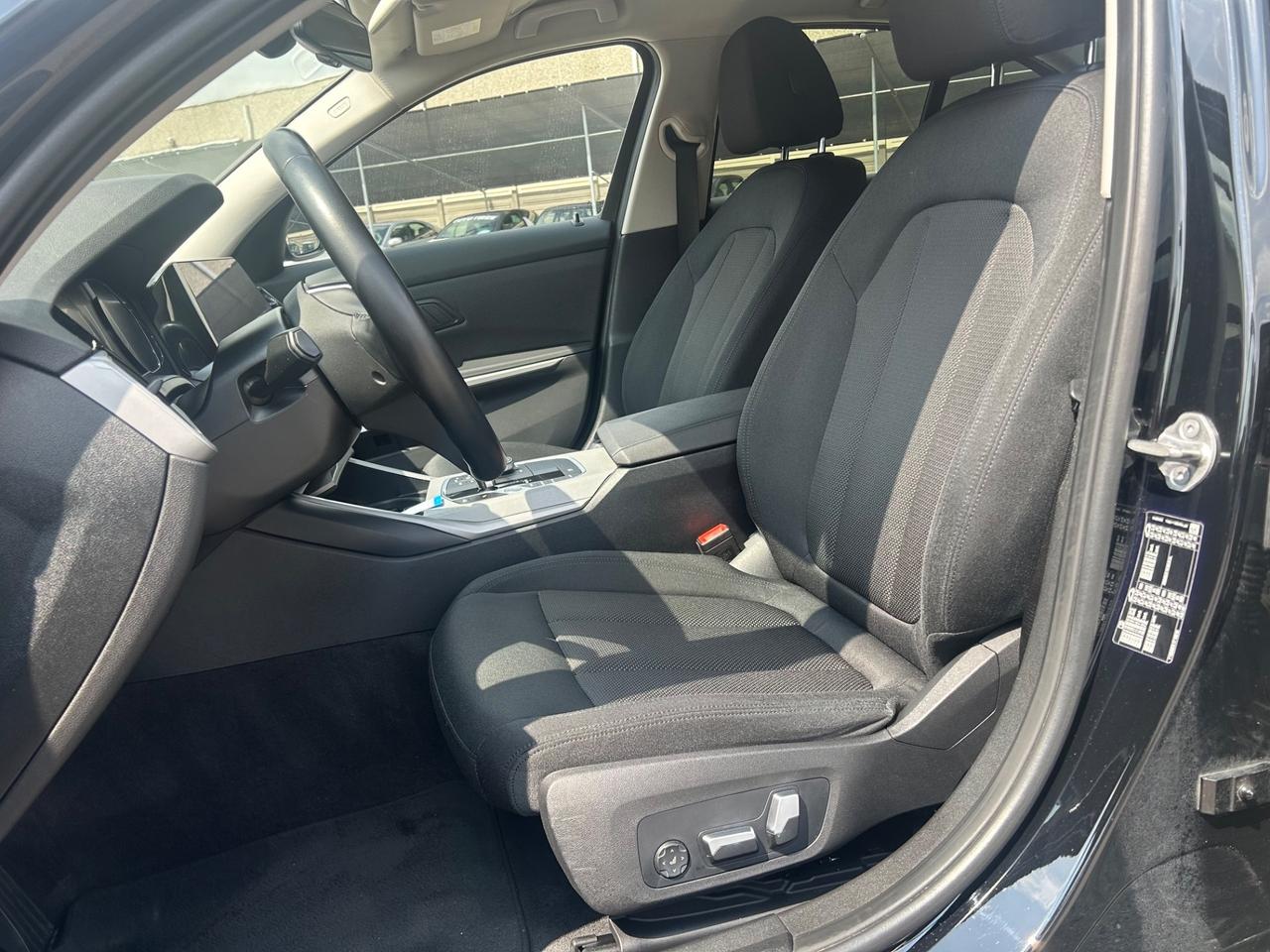 Bmw 318d 48Volt Advantage ibrida diesel