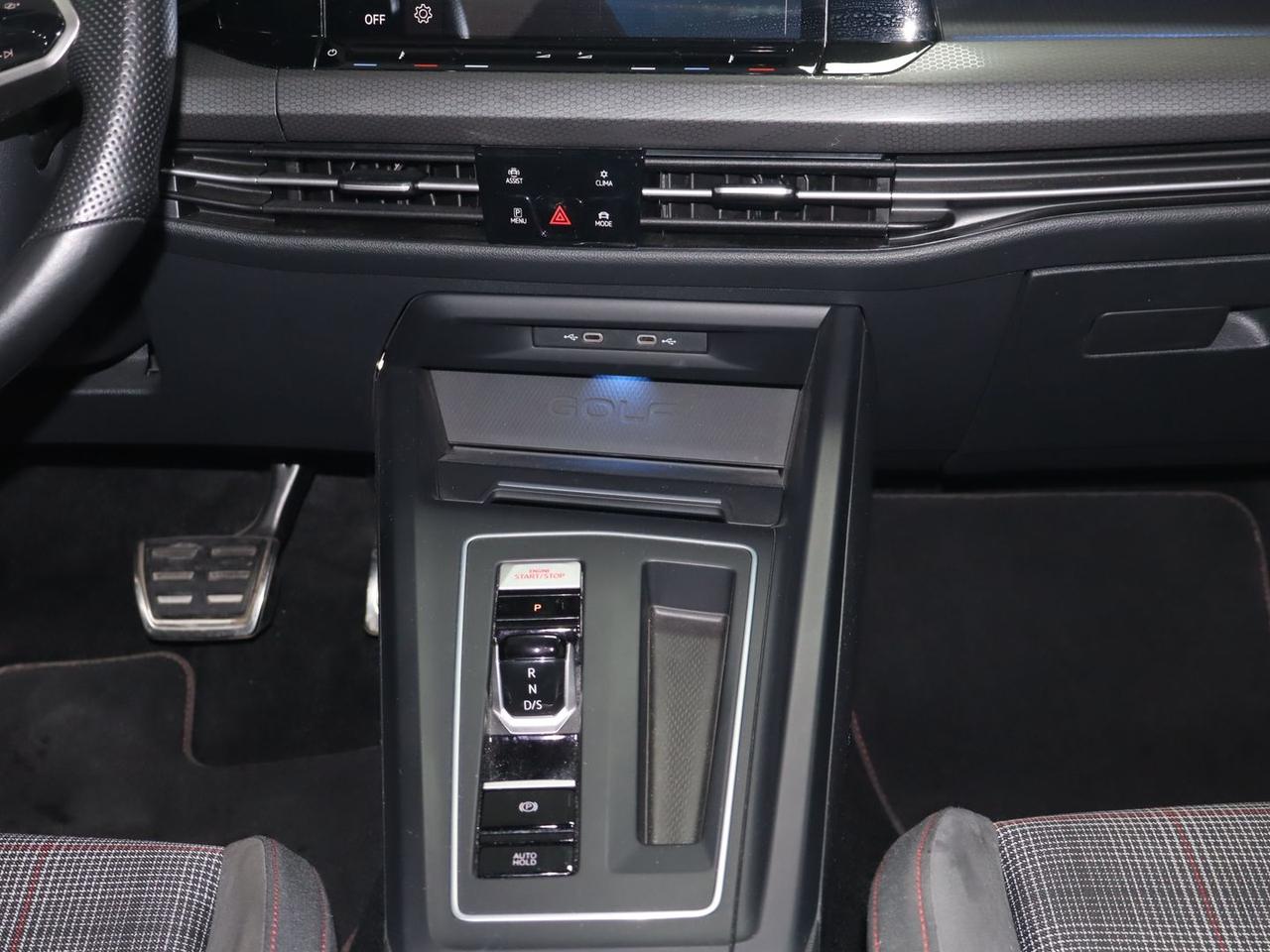 Volkswagen Golf GTI Ultimate 2.0 TSI GTI #10150