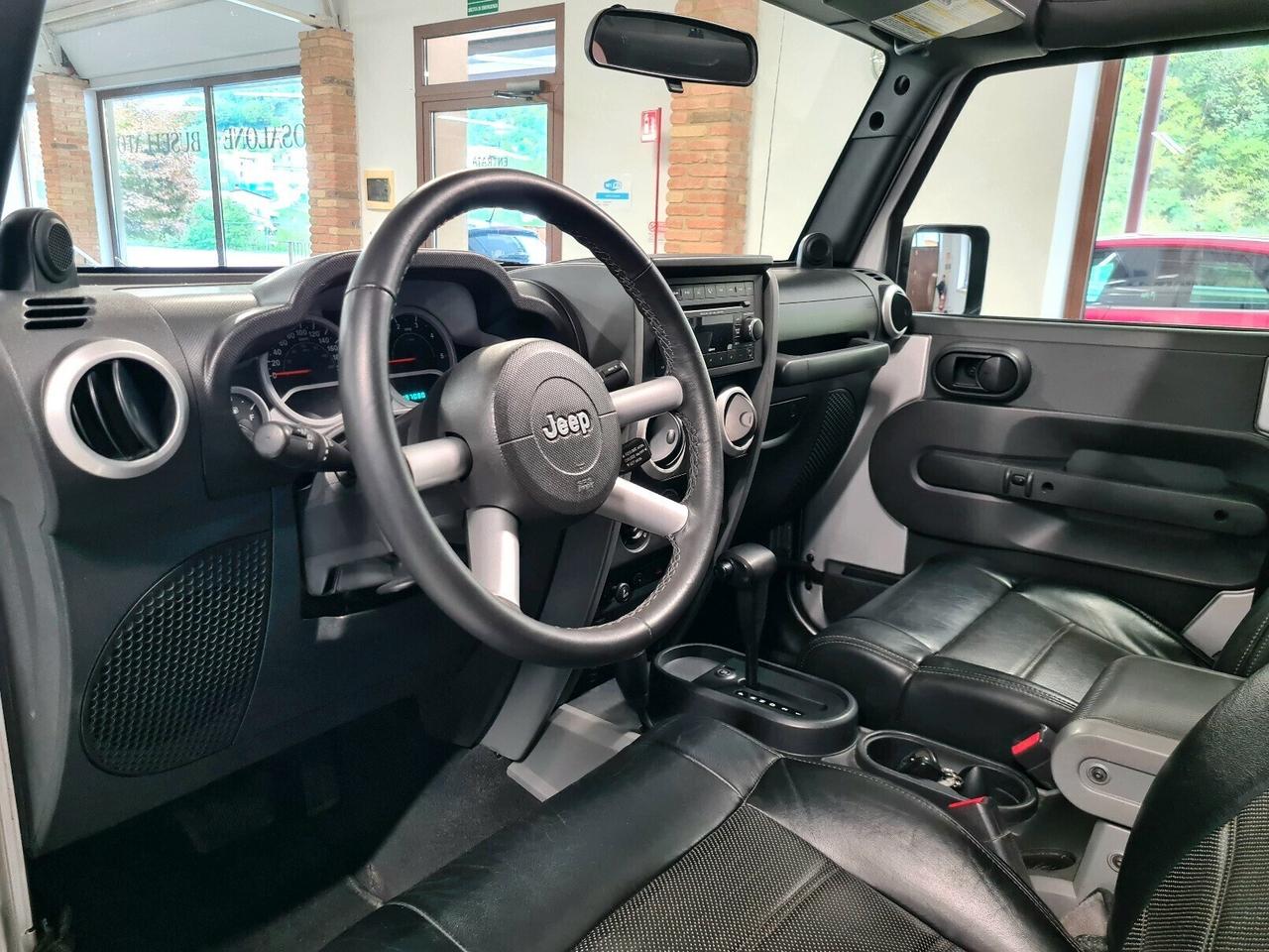 Jeep Wrangler 2.8 CRD DPF Sport Auto **Soft top/Hard top**