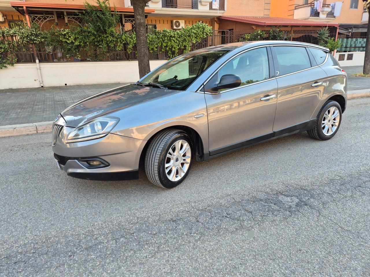 Lancia Delta oro 1.6 MJT 120cv anno 09