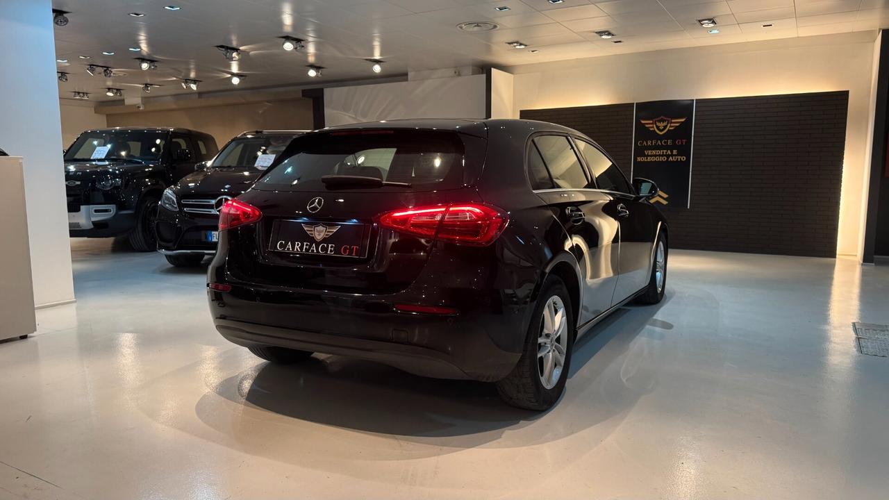 MERCEDES CLASSE A 180 D 116CV - 2019