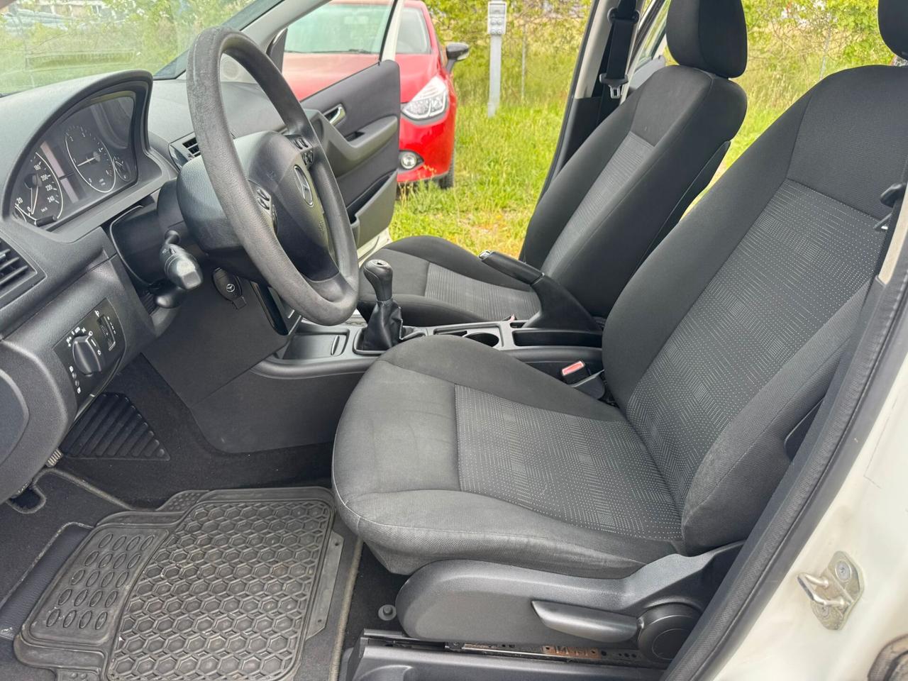 Mercedes A 160 CDI 2011 SOLAMENTE 71.000 KM