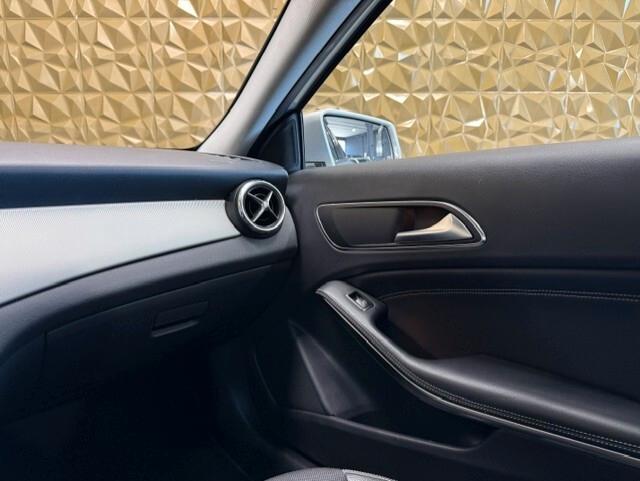 Mercedes-benz GLA 200 CDI Automatic 4Matic Sport