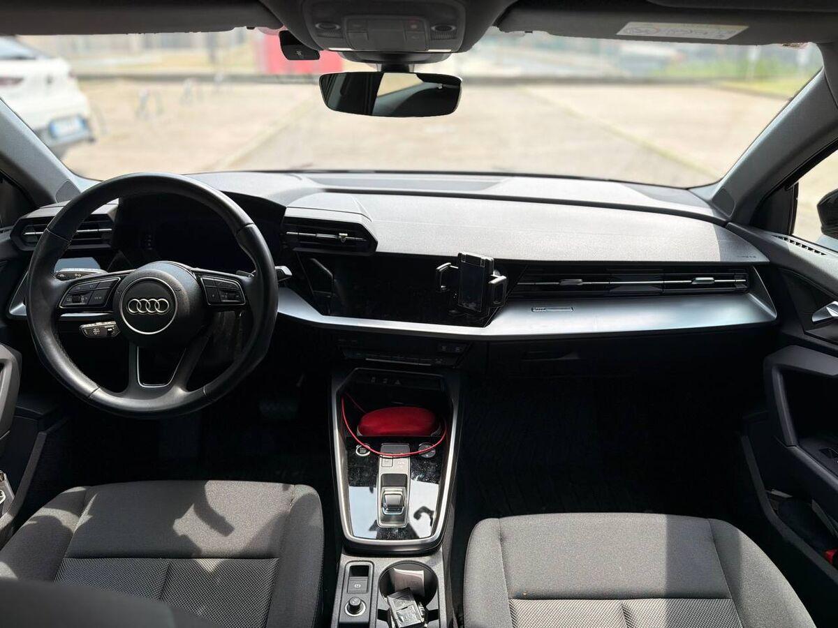 Audi A3 Sportback 35 1.5 tfsi mhev Business Advanced s-tronic
