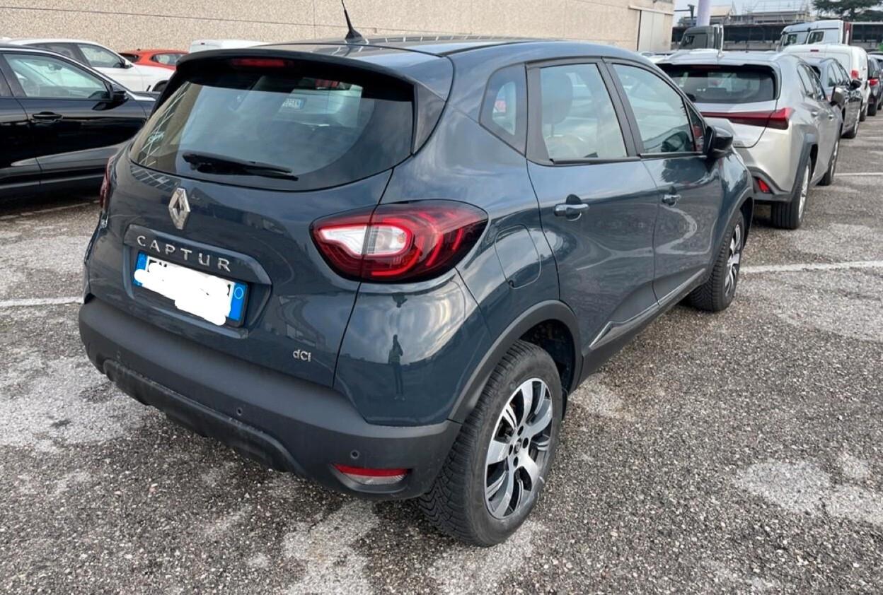 Renault Captur 15dCi 8v 90cv navig led cruise 2018