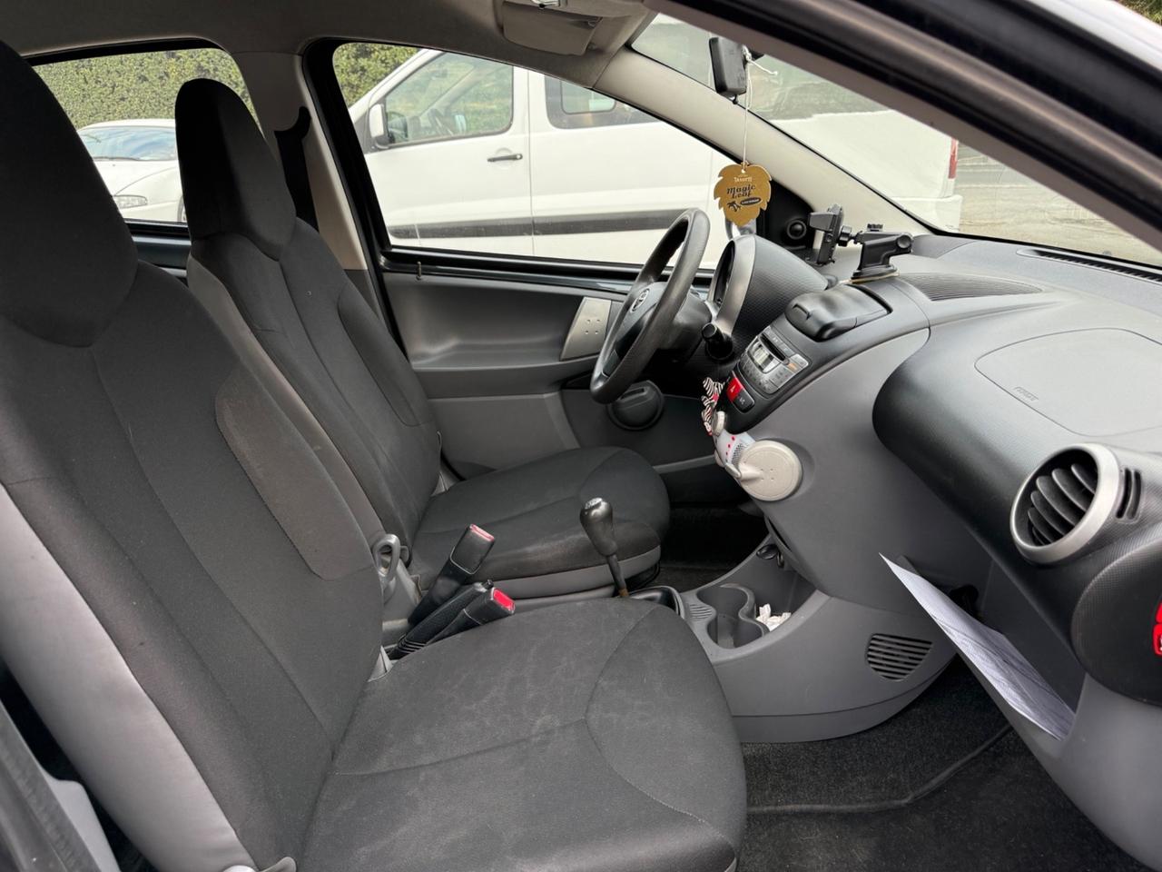 Toyota Aygo 1.0 12V VVT-i 5 porte Now