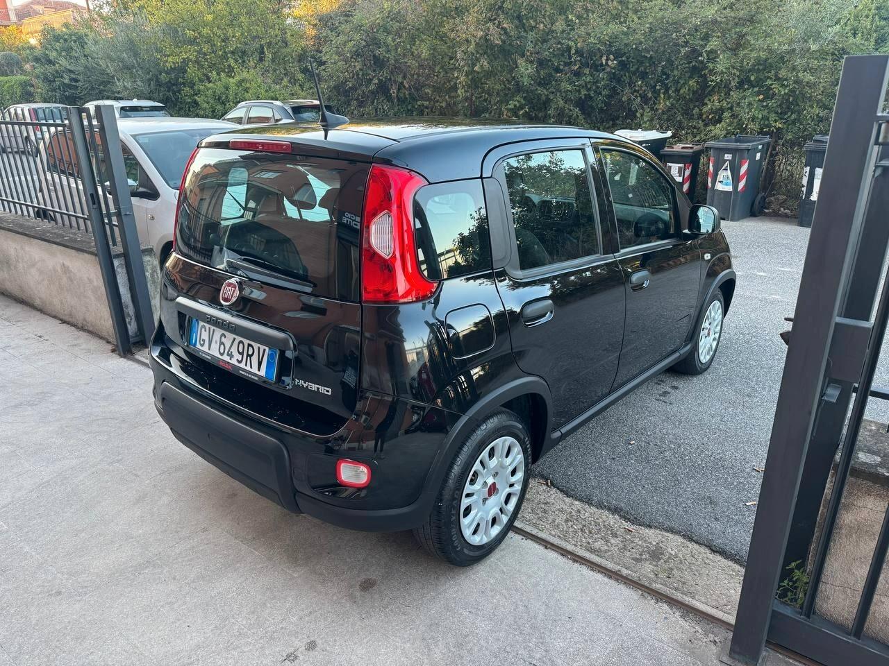 Fiat Panda 1.0 FireFly S&S Hybrid Pandina