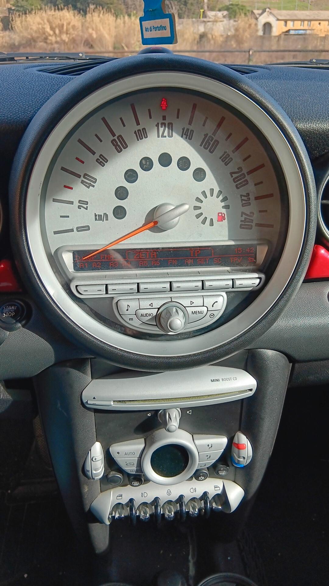 Mini 1.4 16V One Chili