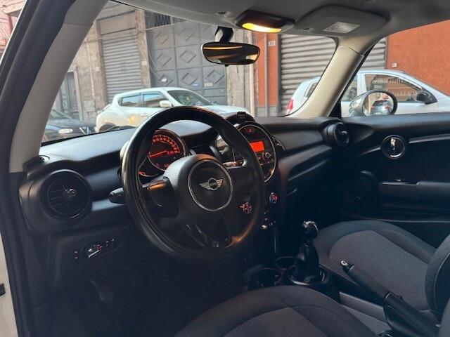 Mini Cooper 1.5 One D