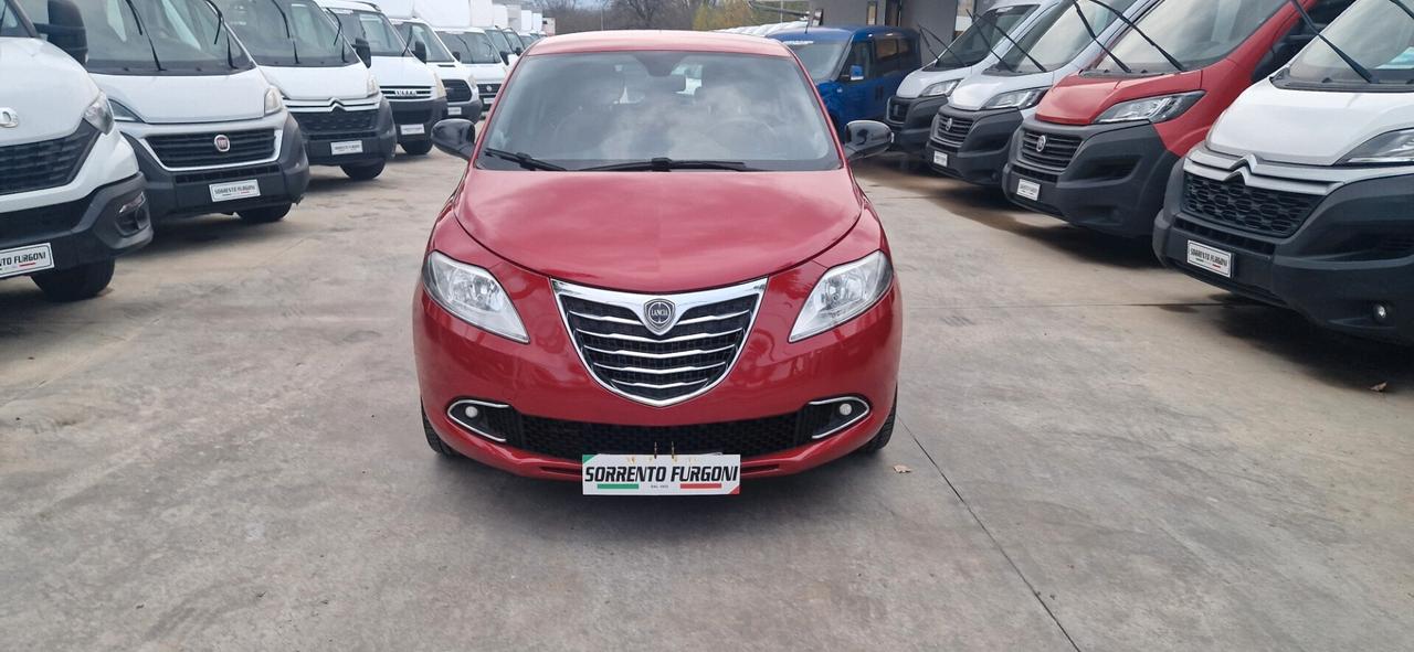 Lancia Ypsilon 0.9 TwinAir 85 CV 5 porte S&S DFN Platinum