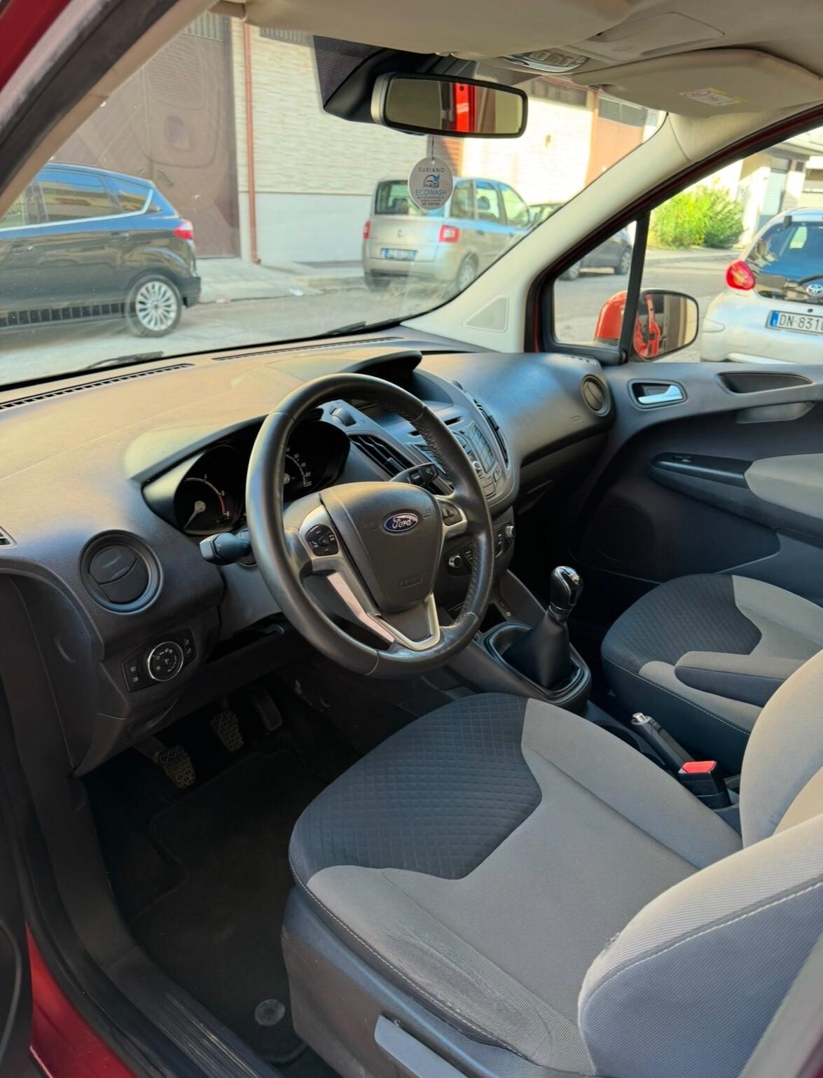 Ford Transit Courier 1.5 TDCi 75CV Van Trend