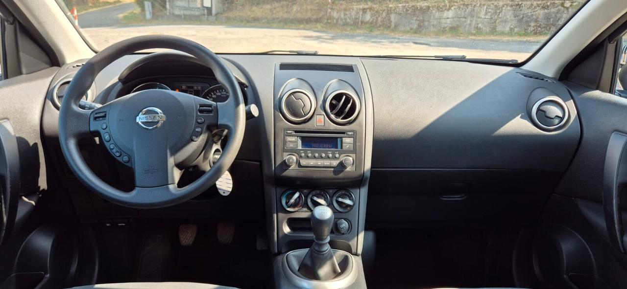 Nissan Qashqai 1.5 dCi DPF Visia - 11/2012 - Bellissima