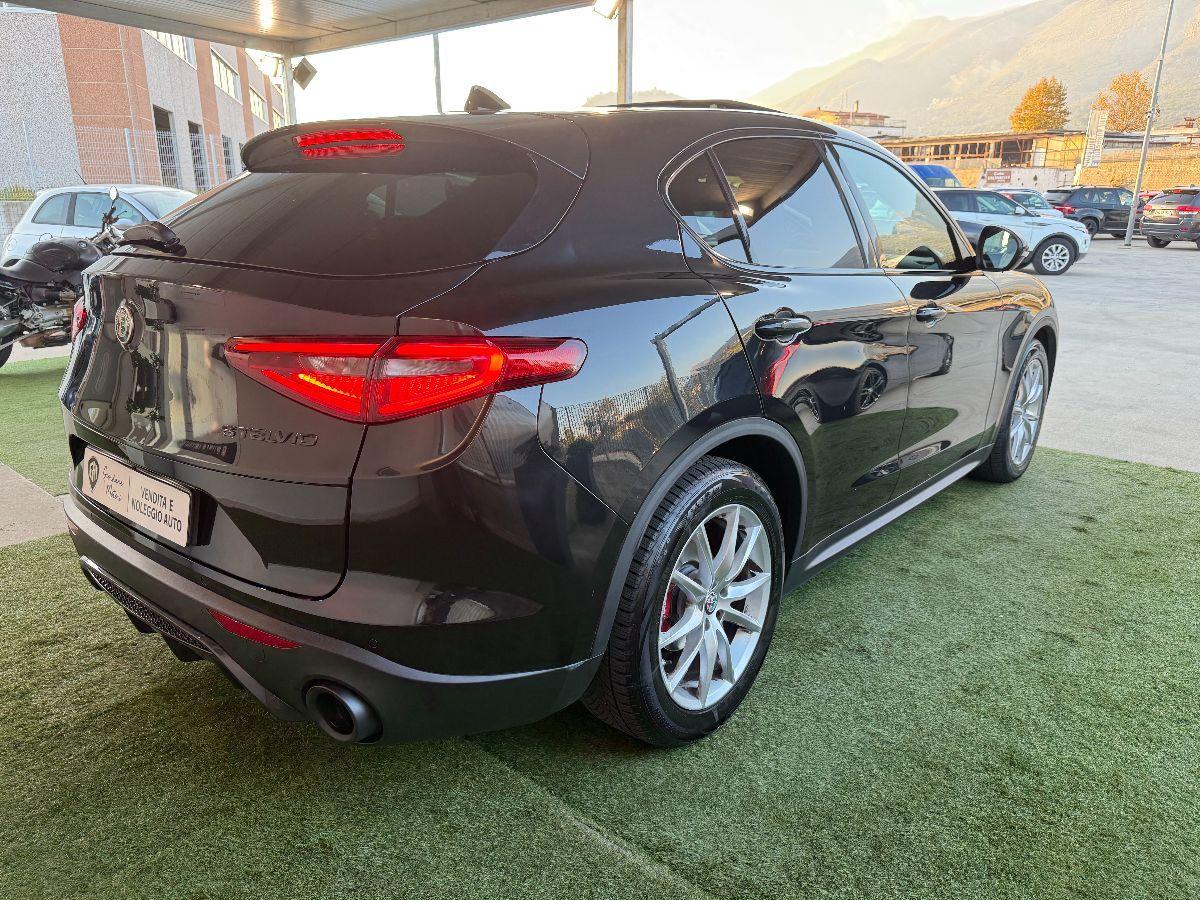 ALFA ROMEO - Stelvio