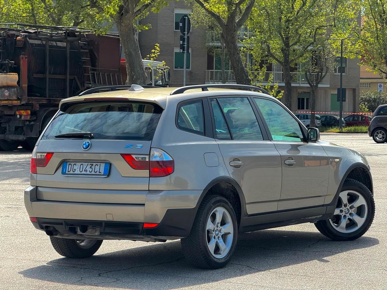 Bmw X3 2.0d cat Futura