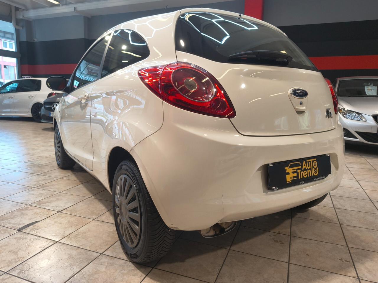 Ford Ka 1.2 8V 69 CV Black&White Edition