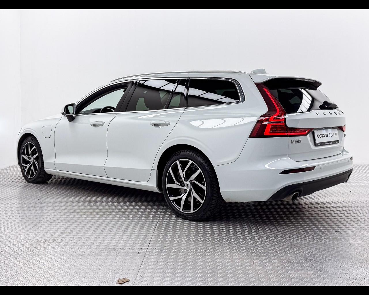 VOLVO V60 T6 Twin Engine AWD Geartronic Business Plus